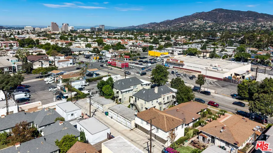 1418 E Wilson Avenue, Glendale, CA 91206 - #3