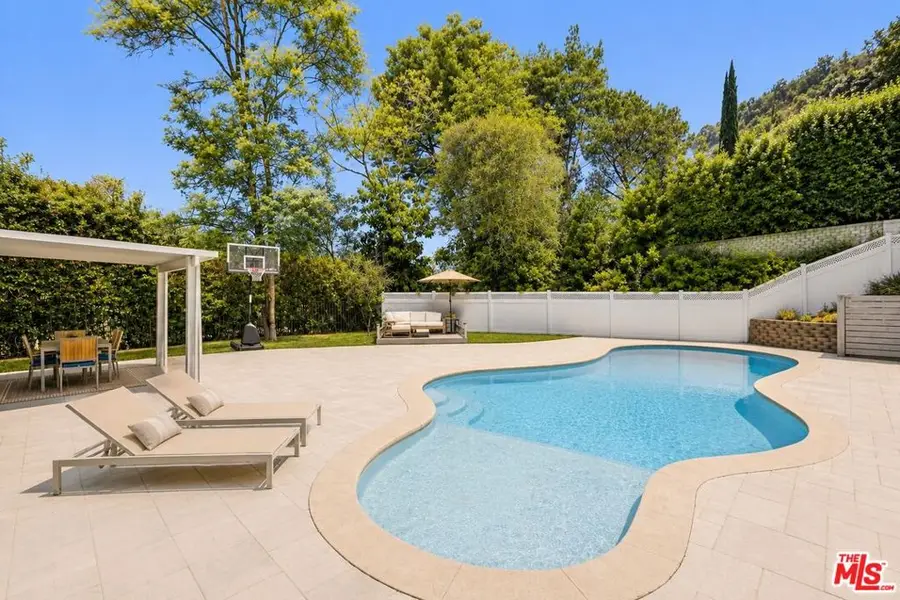 3430 Loadstone Drive, Sherman Oaks, CA 91403 - #3