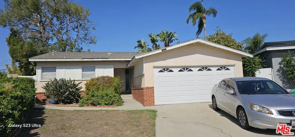 3221 W 155th Street, Gardena, CA 90249 - #1