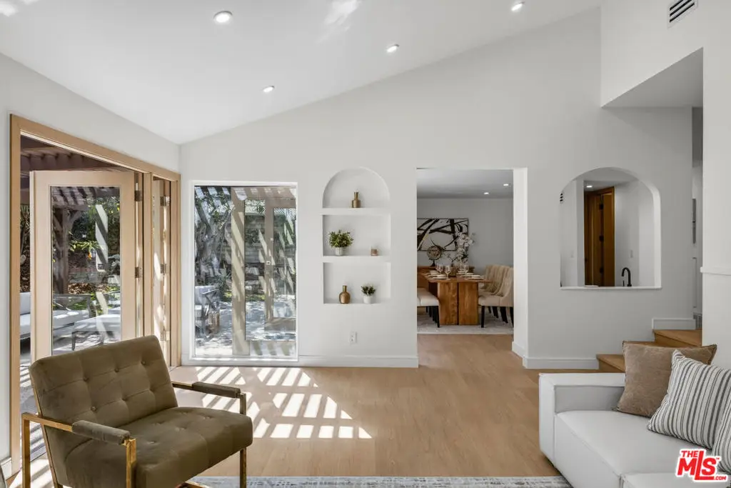 4140 Picasso Avenue, Woodland Hills, CA 91364 - #1