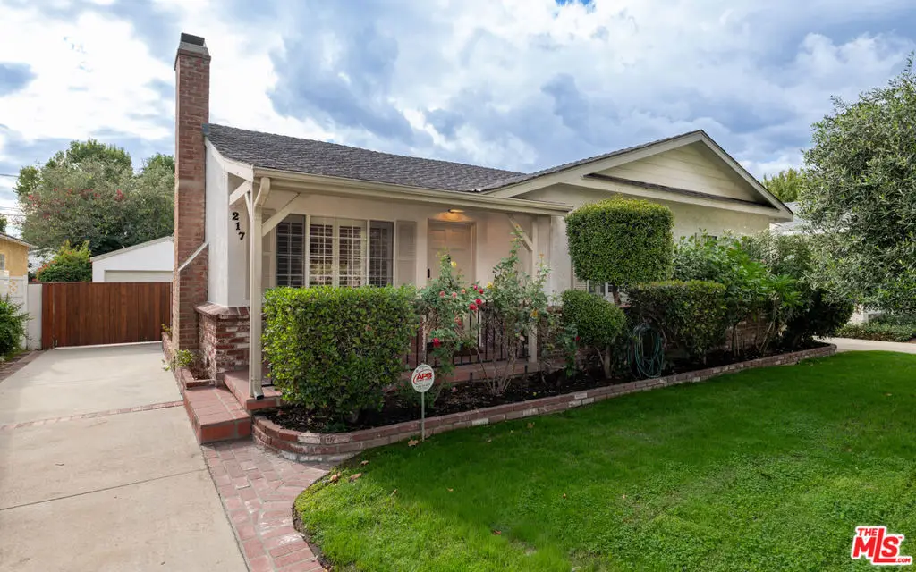 217 N Griffith Park Drive, Burbank, CA 91506 - #1