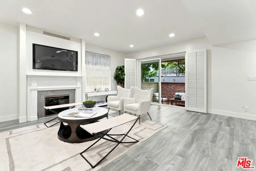 13224 Admiral Avenue #D, Marina Del Rey, CA 90292 - #3
