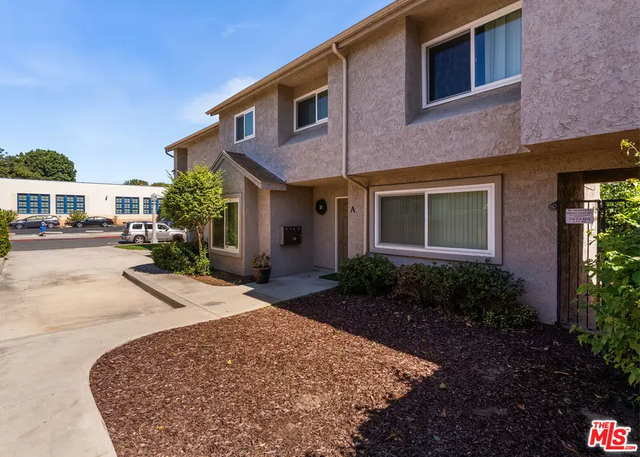 318 E Wilshire Avenue, Fullerton, CA 92832 - #2