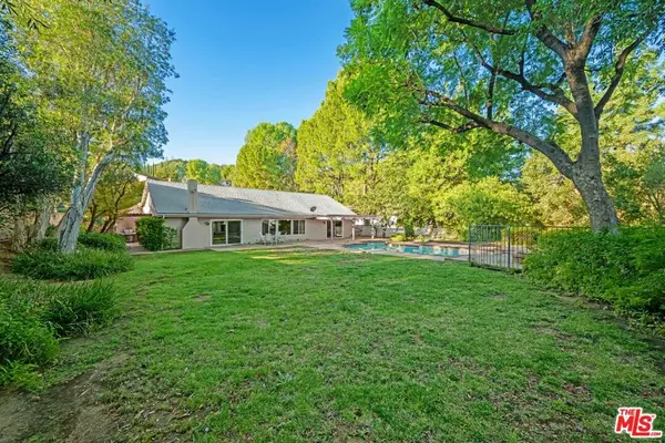 3914 Corbin Avenue, Tarzana, CA 91356