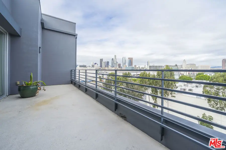 825 E 4th Street #503, Los Angeles, CA 90013 - #2
