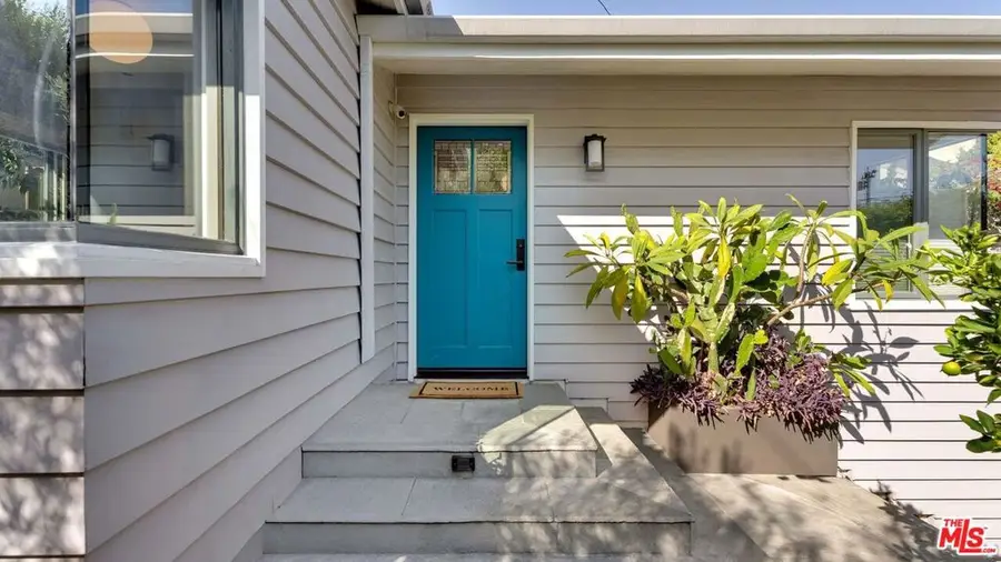 9009 Lloyd Place, West Hollywood, CA 90069 - #2