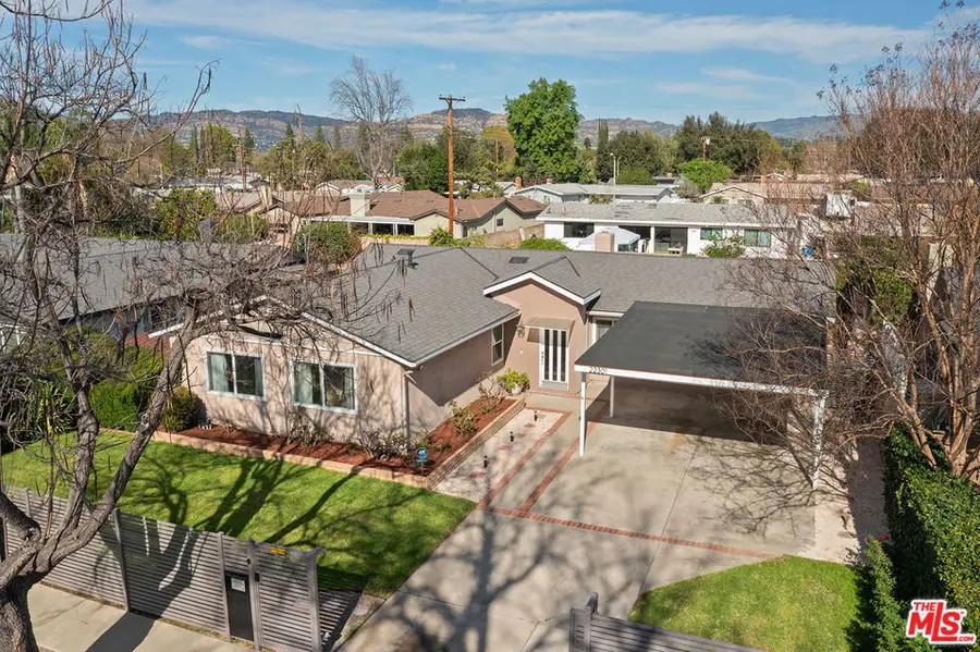 22301 Leadwell Street, Canoga Park, CA 91303 - Image #2