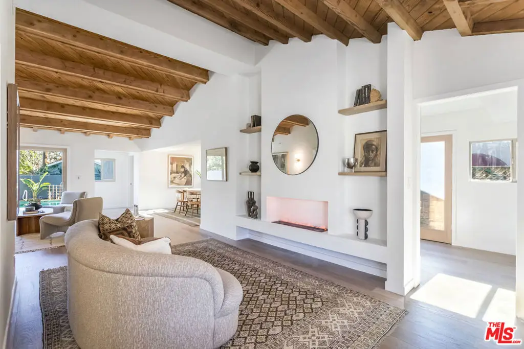 5736 Denny Avenue, North Hollywood, CA 91601 - Image #1