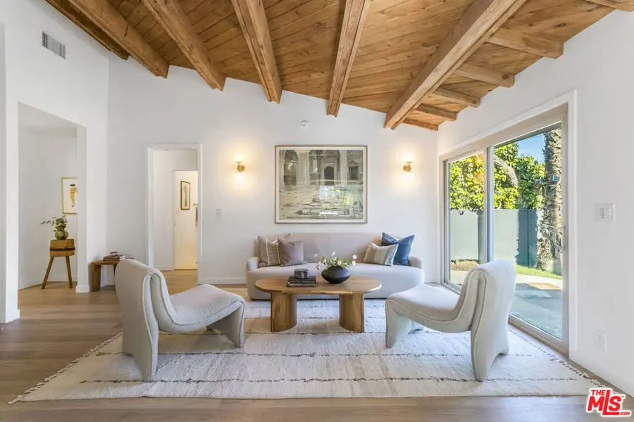 5736 Denny Avenue, North Hollywood, CA 91601 - Image #2