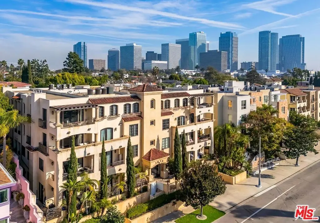 1414 S Beverly Glen Boulevard #301, Los Angeles, CA 90024 - Image #1