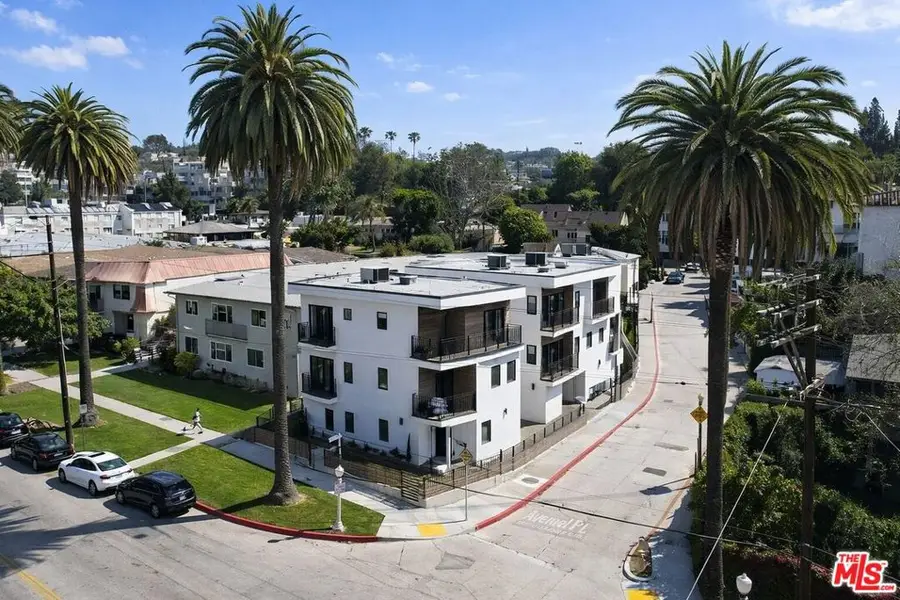 2117 Beachwood Terrace, Los Angeles, CA 90068 - #2