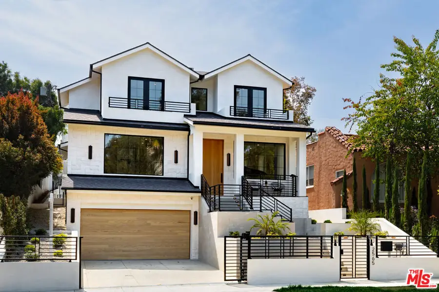 2565 Patricia Avenue, Los Angeles, CA 90064 - #2