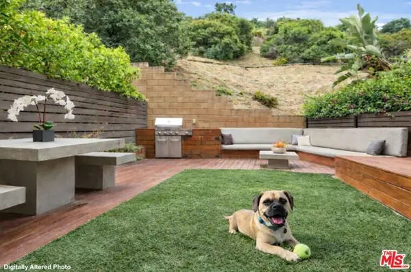 2775 Wright Lane, Los Angeles, CA 90068