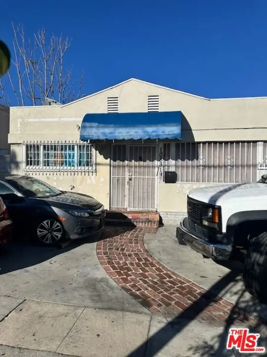 10825 Magnolia Boulevard, North Hollywood, CA 91601 - #2