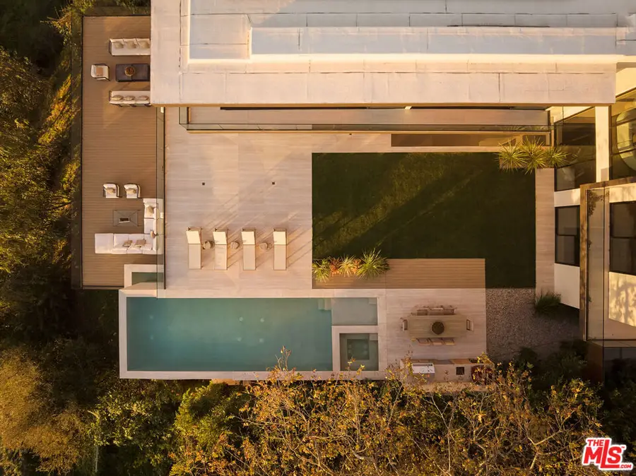 1149 Linda Flora Drive, Los Angeles, CA 90049 - Image #2