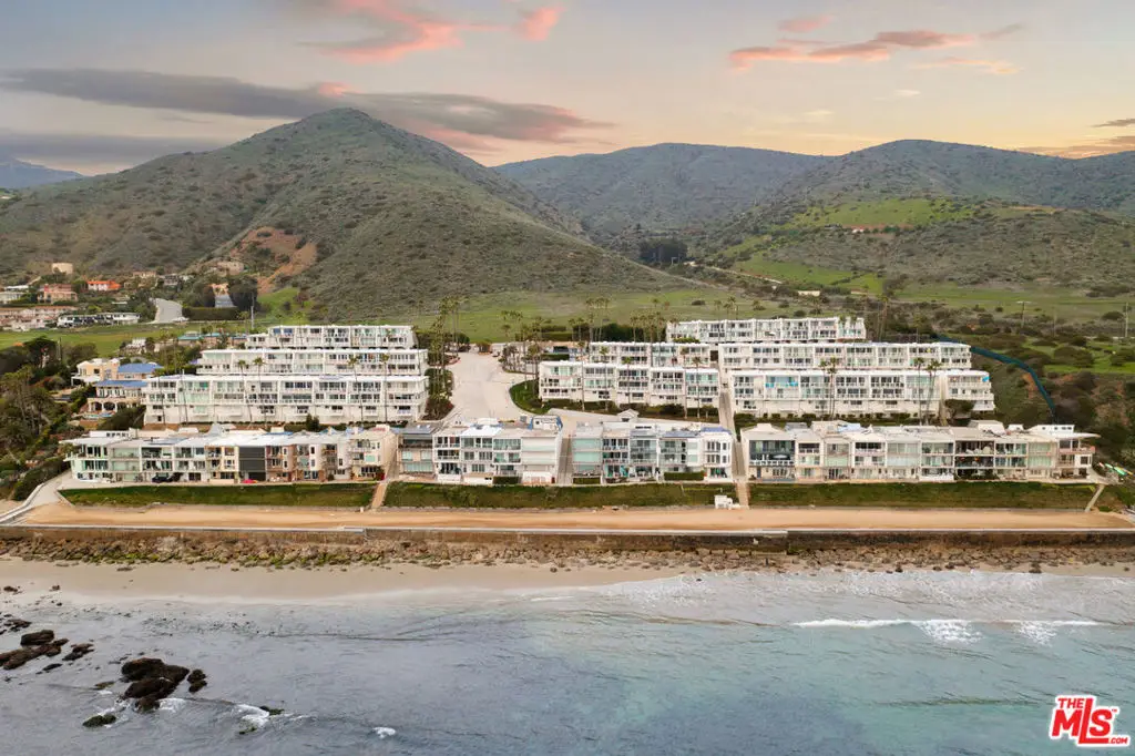 11918 Whitewater Lane, Malibu, CA 90265 - Image #1