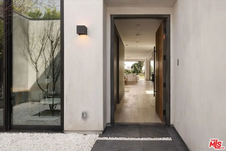 15305 De Pauw Street, Pacific Palisades, CA 90272 - Image #3