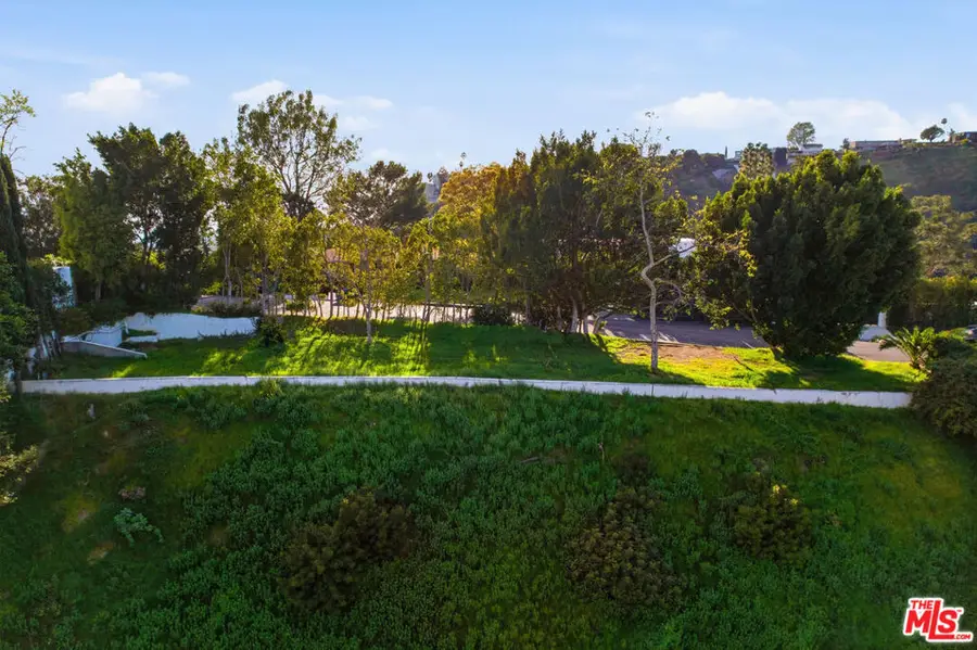 1016 Stradella Road, Los Angeles, CA 90077 - Image #2