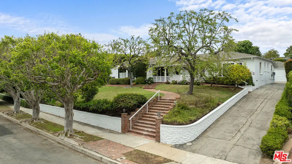 14959 La Cumbre Drive, Pacific Palisades, CA 90272 - Image #1