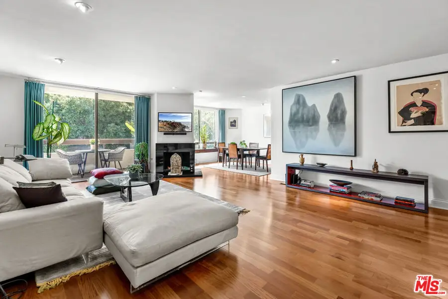 851 N Kings Road #102, West Hollywood, CA 90069 - Image #2