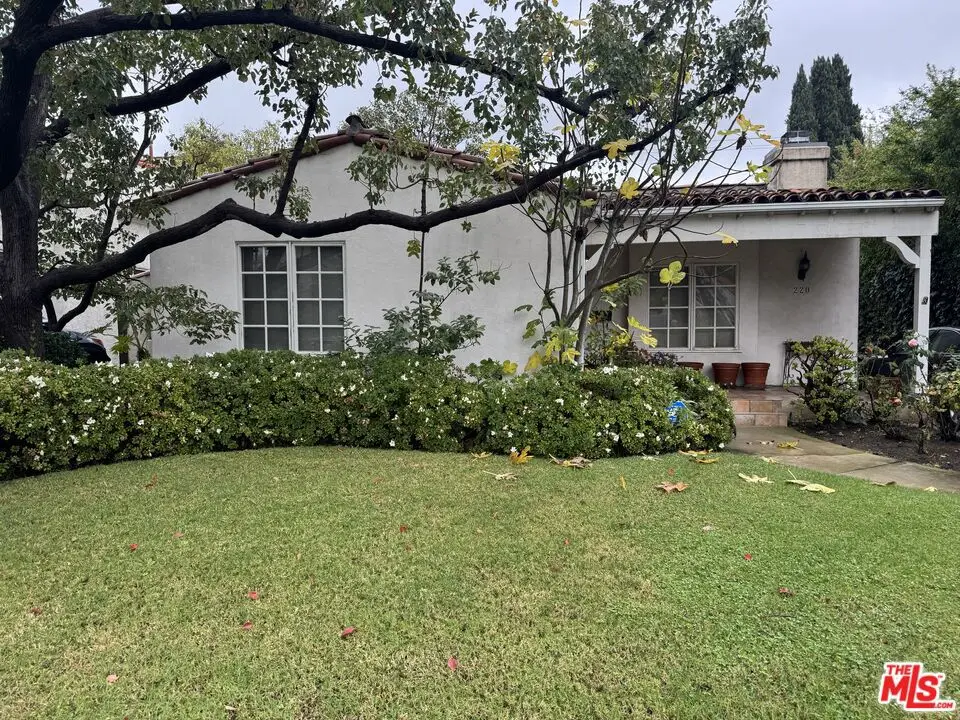 220 S Palm Drive, Beverly Hills, CA 90212 - Image #1