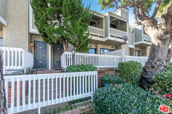 1811 Barry Avenue, Los Angeles, CA 90025