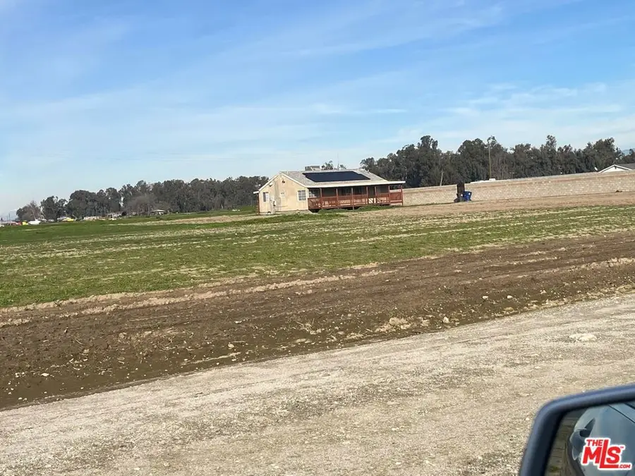 8424 Hosey Avenue, Bakersfield, CA 93311 - #2