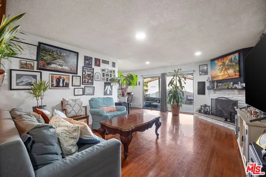 14817 Saticoy Street, Van Nuys, CA 91405 - #3