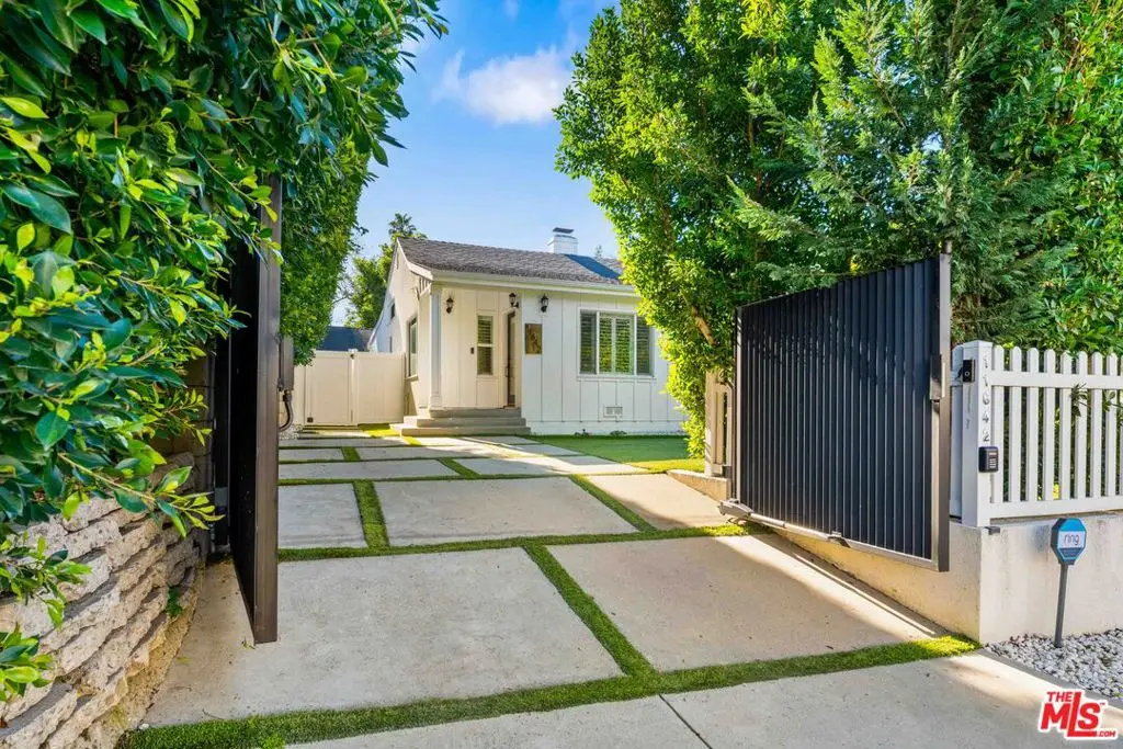 11642 Acama Street, Studio City, CA 91604 - #1