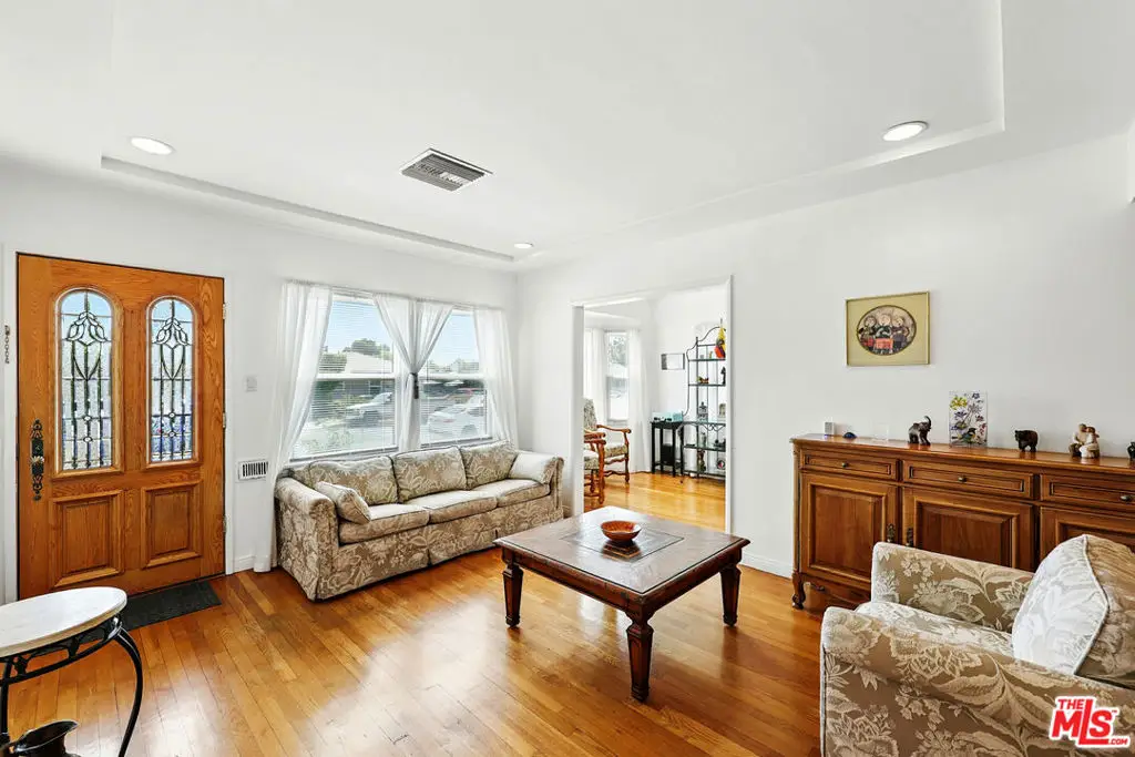 6549 Teesdale Avenue, North Hollywood, CA 91606 - #1