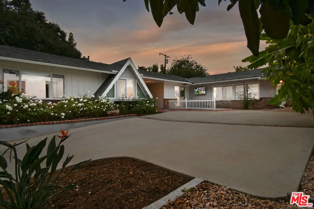 4053 Harclare Lane, Encino, CA 91436 - Image #1