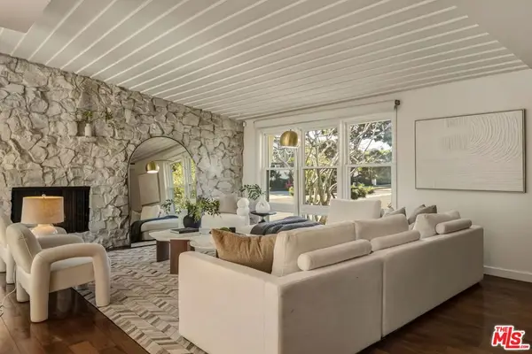 1856 Hi Point Street, Los Angeles, CA 90035