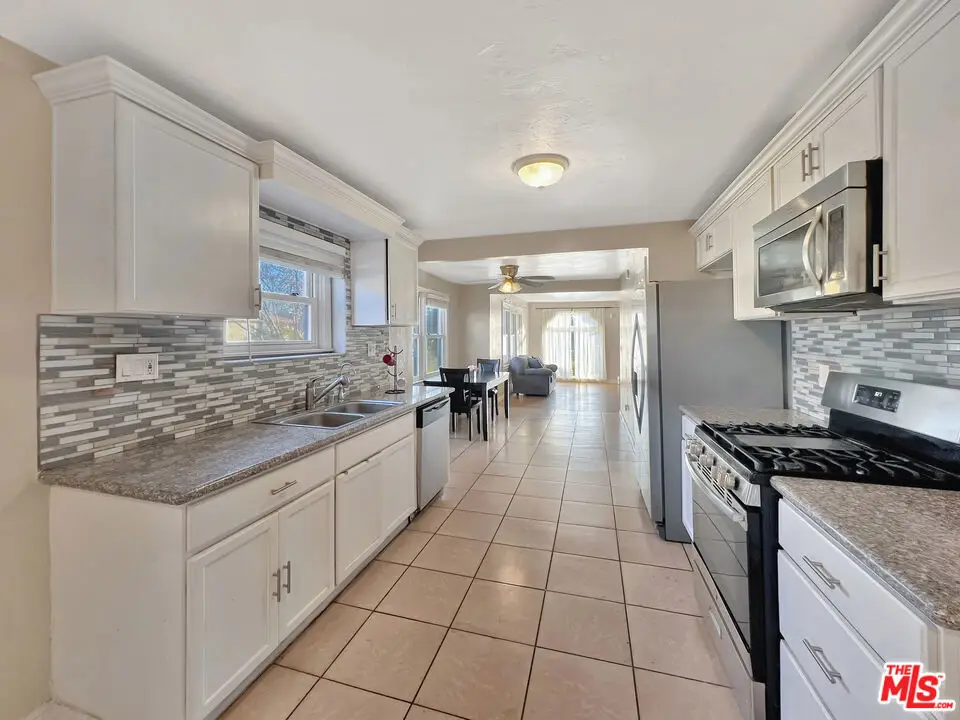 3493 E Joyce Drive, Fresno, CA 93703 - #1