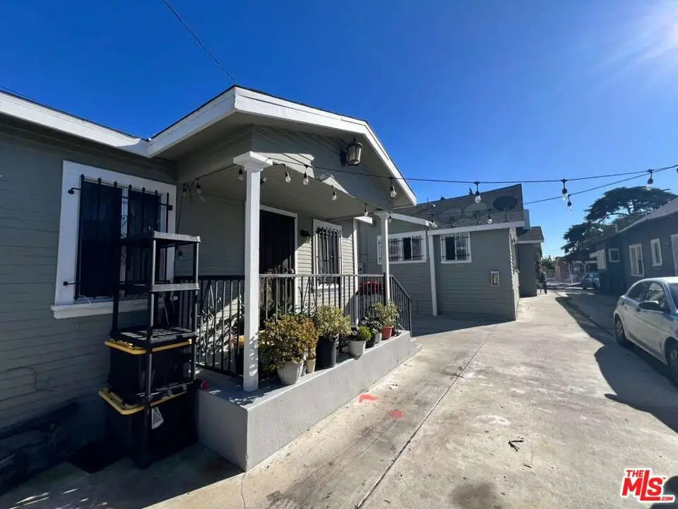 711 W 41st Street, Los Angeles, CA 90037 - #1