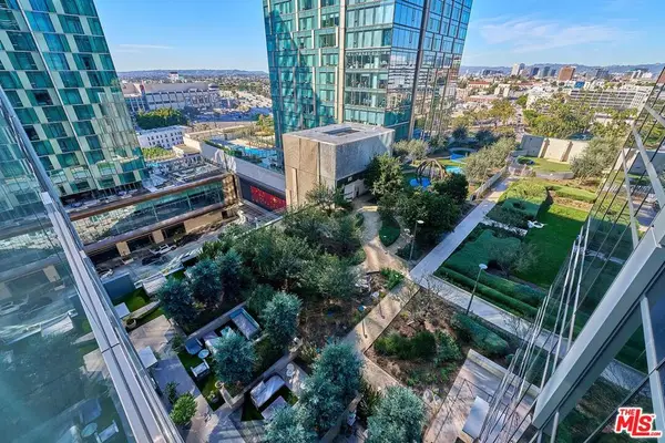 877 Francisco Street #1516, Los Angeles, CA 90017