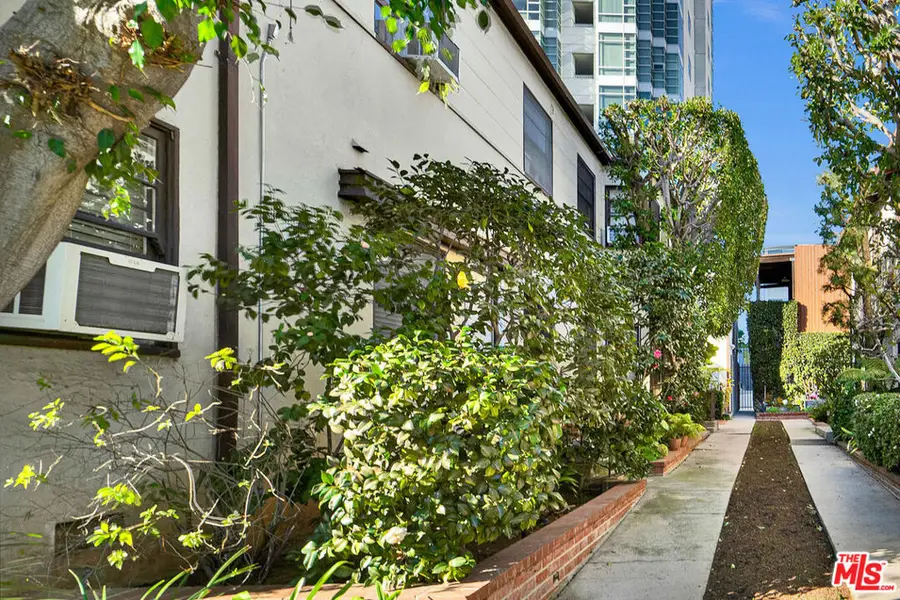 10357 Ashton Avenue, Los Angeles, CA 90024 - #2