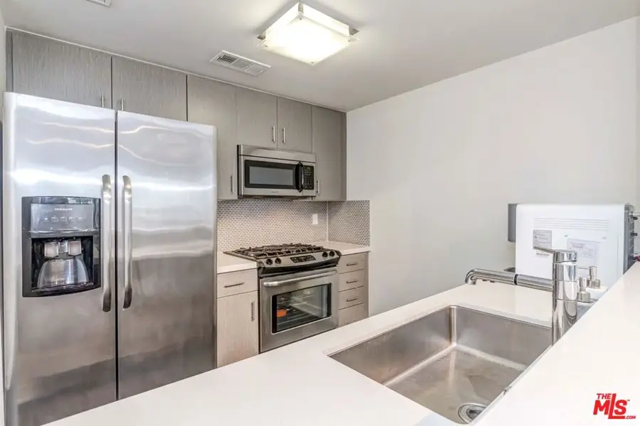 436 S Virgil Avenue #PH 1, Los Angeles, CA 90020 - #3