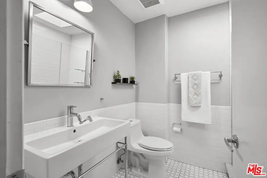 970 Palm Avenue #218, West Hollywood, CA 90069 - #3