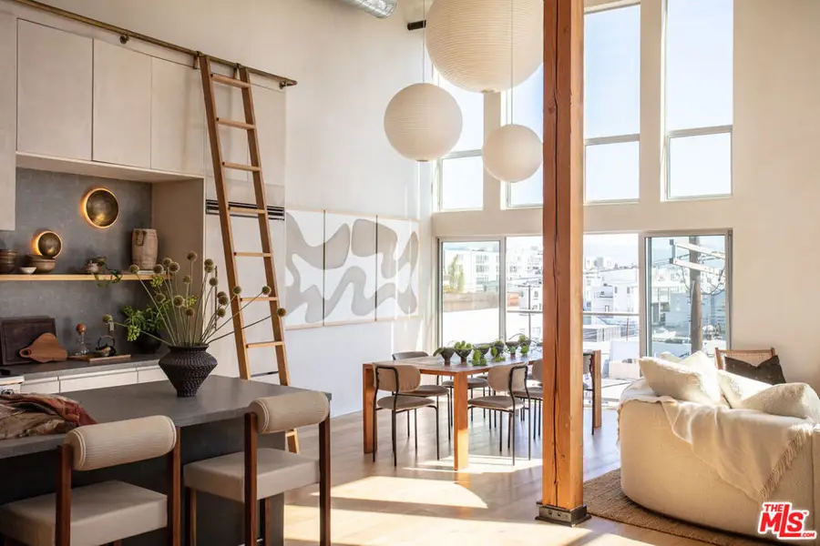 4215 Glencoe Avenue #405, Marina Del Rey, CA 90292 - Image #2