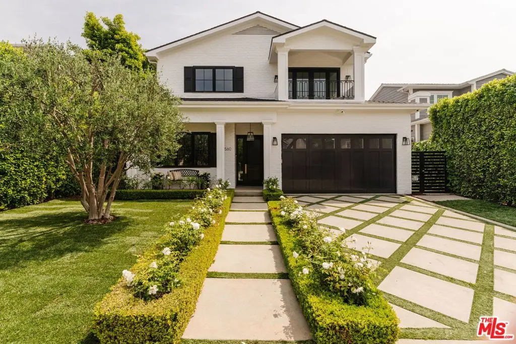10560 Bradbury Road, Los Angeles, CA 90064 - #1