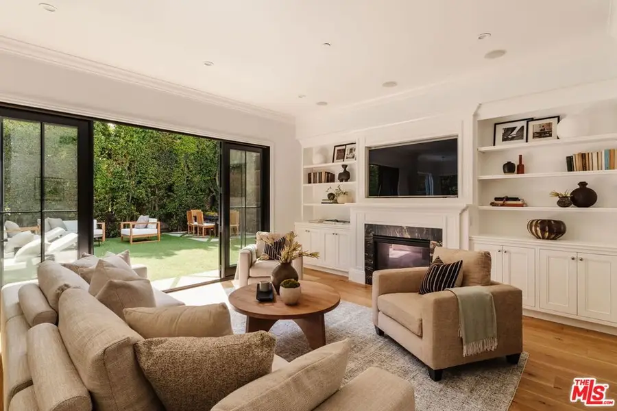 10560 Bradbury Road, Los Angeles, CA 90064 - #3