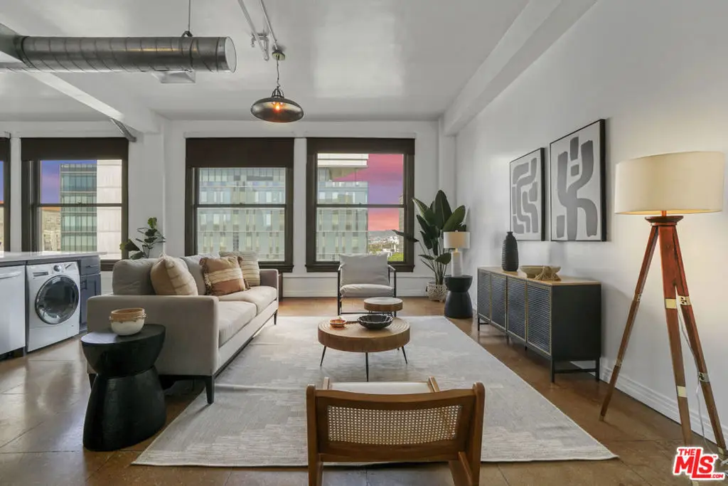 108 W 2nd Street #915, Los Angeles, CA 90012 - Image #1