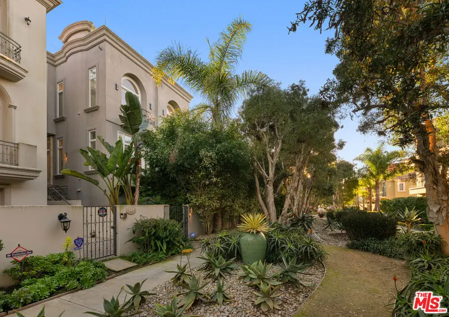 138 Voyage Mall, Marina Del Rey, CA 90292 - Image #2