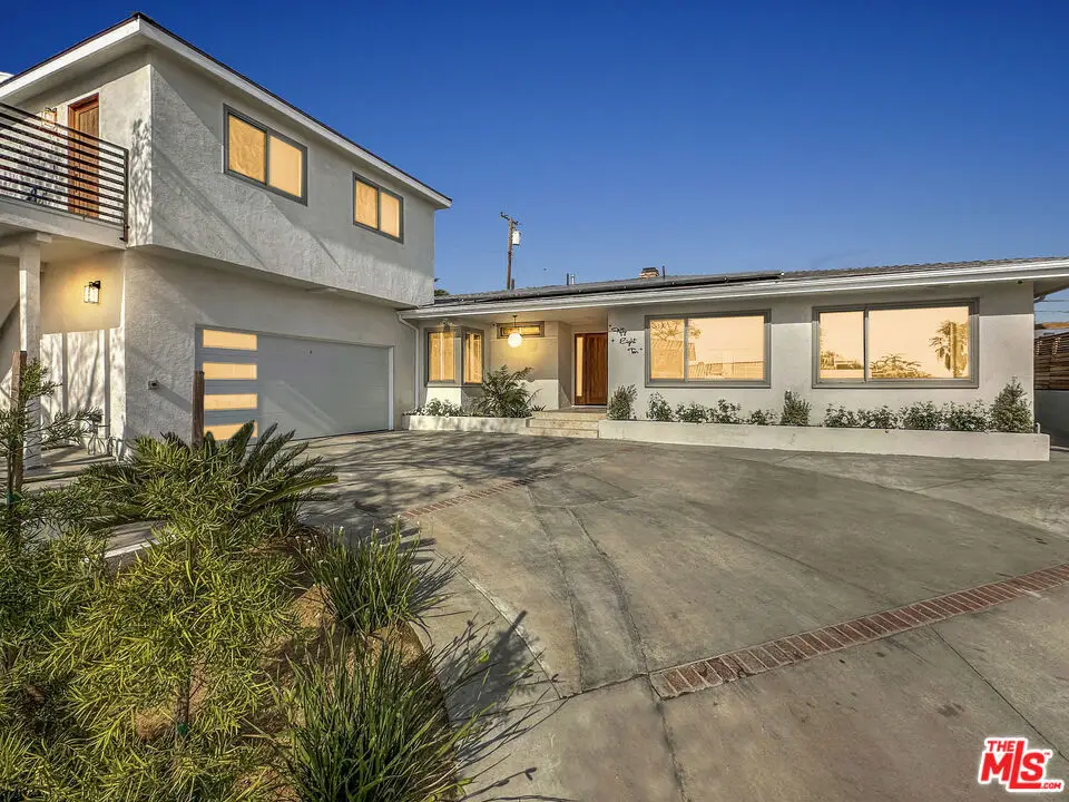 5810 S Halm Avenue, Los Angeles, CA 90056 - Image #1