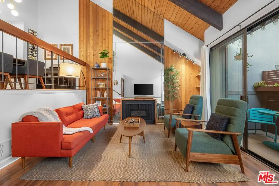 5121 Westpark Drive #105, Valley Village, CA 91601 - Image #2