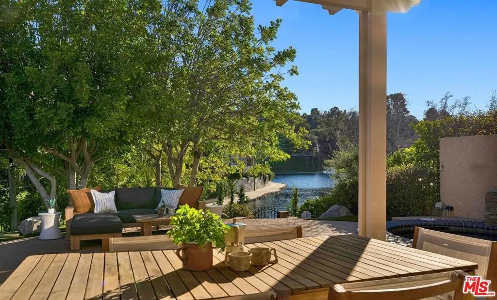 4724 Park Jacaranda, Calabasas, CA 91302 - Image #1