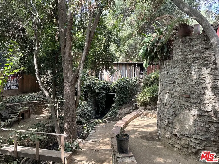 8757 Wonderland Park Avenue, Los Angeles, CA 90046 - Image #2