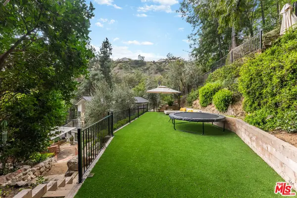 1758 Prospect Drive, Los Angeles, CA 90046