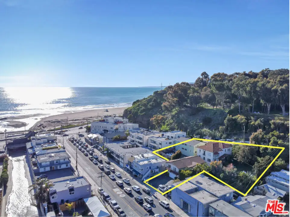 153 W Channel Road, Santa Monica, CA 90402 - #1