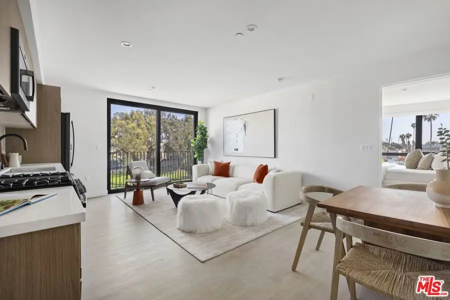 4506 Dockweiler Street #203, Los Angeles, CA 90019 - #2